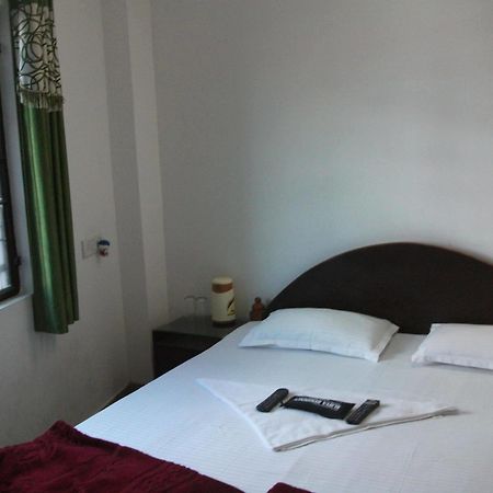 Surya Residency Paying Guest House Варанаси Экстерьер фото